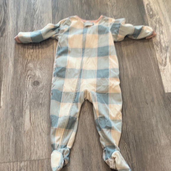 Carter's Blue and Cream Plaid Footie - Picture 1 of 2